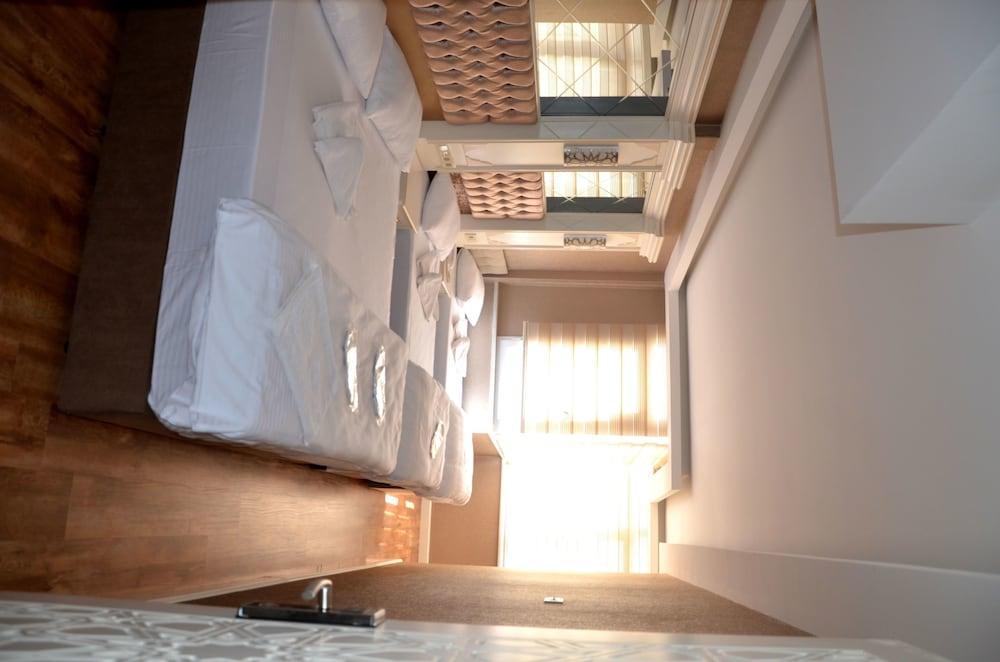 Sun Comfort Hotel Istanboel Buitenkant foto